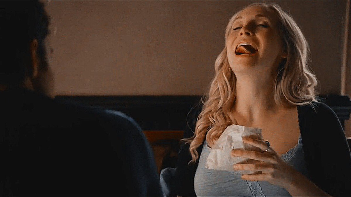 ofsteroline's tweet photo. 😍😍 https://t.co/dH69rBEUO4