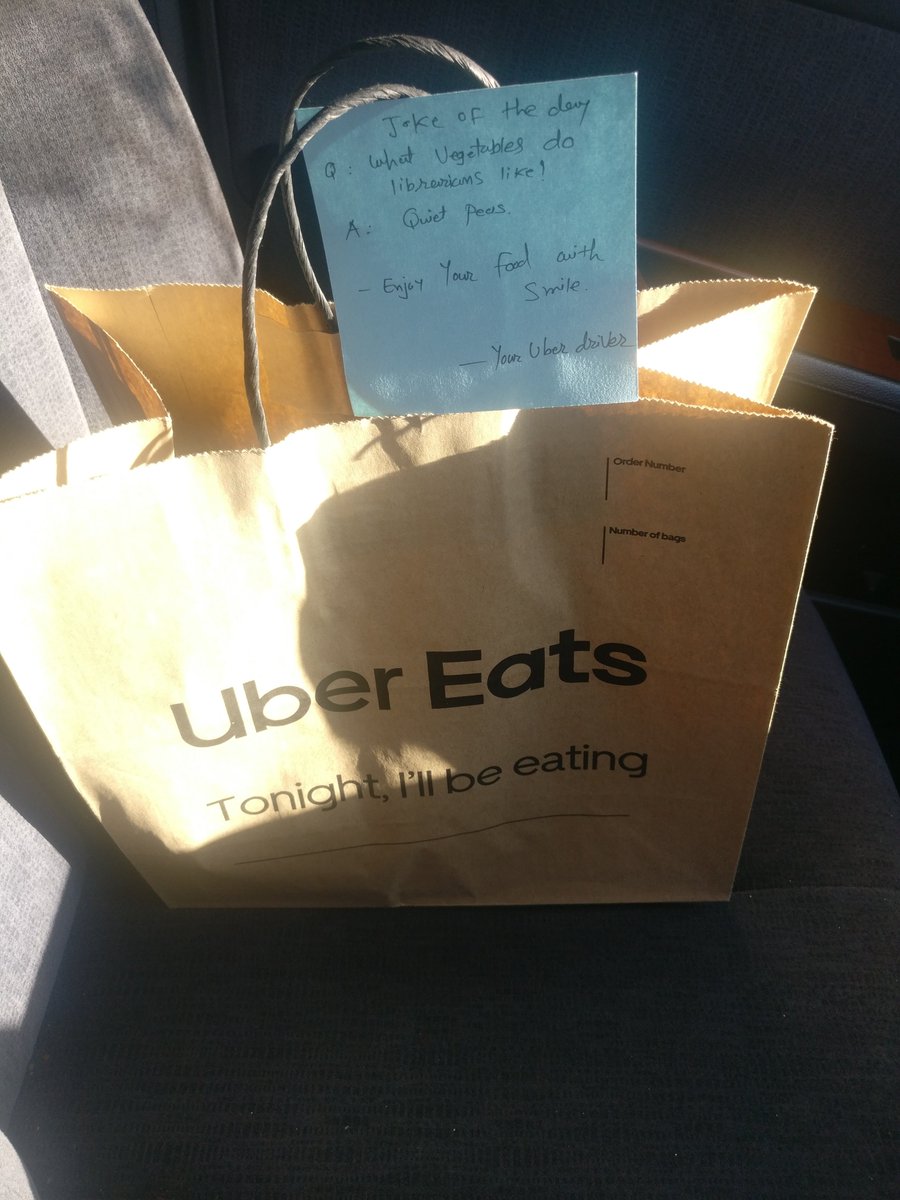 dhruV_icky's tweet photo. When you are delivering food with Smile. I have been  also delivering Jokes note to the Customer.

#Servicetweet #Auckland #happycustomer 
@UberEats @Uber_Support @Uber @Uber_NZ https://t.co/elwq5tJrht