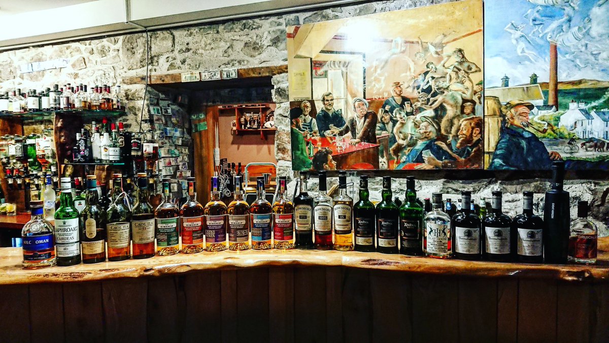 BowmoreHotel's tweet photo. Feis Ile 2019 Mission Complete at Bowmore Hotel thank you everyone that was involved 😊❤️👌🙏!!
#BowmoreHotel #Bowmore #Islay #Lucciswhiskybar #devilscask #FeisIle2019 #HandFill #Bruichladdich #Ardbeg #Kilchoman #CaolIla #Bunnahabhain #Laphroaig #Lagavulin #kinship #islayhouse https://t.co/cBOSC3cY8i