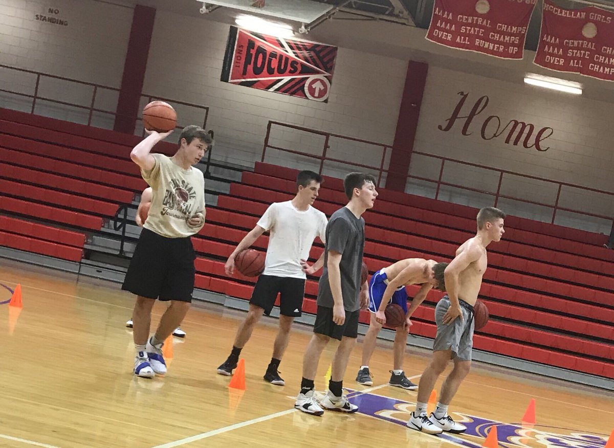 Another intense workout with <a href="/rush_court/">Rush The Court</a> ! Feet, hips, hands, and head, his workouts cover it all🔥 these guys get better every week! Thx JP!
