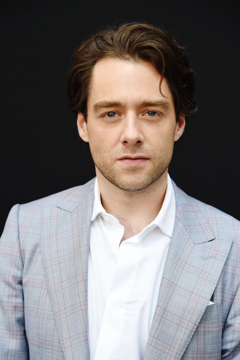 RRankinFans's tweet photo. #RichardRankin at #Outlander #Emmys #StarzFYC via @FFASiteTweets. https://t.co/cjUeKQgat3