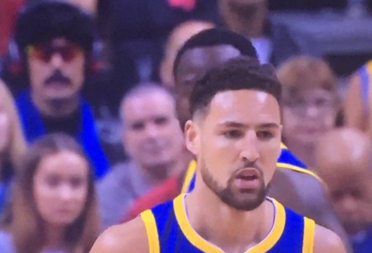 A pitcture of a multiple time champion.  37" vertical leap. And also Klay Thompson. @drdisrespect #Raptors #Warriors #Game2