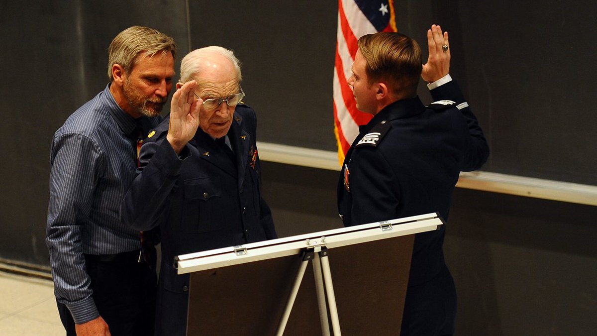 FOX13News's tweet photo. Walter Kloc served in World War II, and traveled across the country for his grandson Joseph's graduation from the US Air Force Academy. The 101-year-old veteran received a standing ovation as he commissioned Joseph as a second lieutenant 👏🎓🇺🇸 STORY: https://t.co/x7ntHIzWku https://t.co/oVbemt42pT