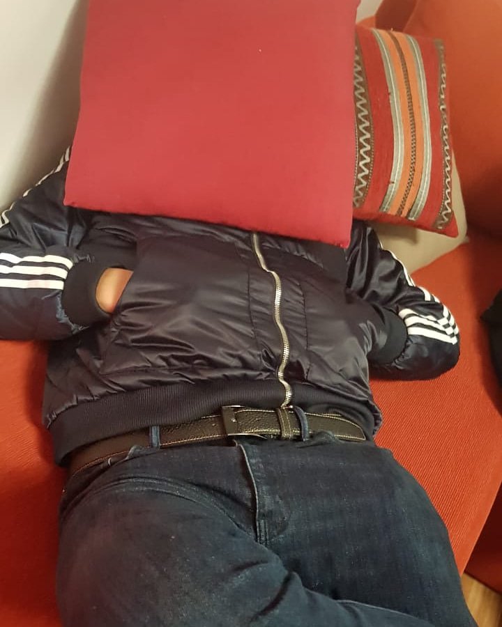 lostoritosnet's tweet photo. ¿Quién se durmió mirando la final de la Champions? https://t.co/UtAfLrlmvH