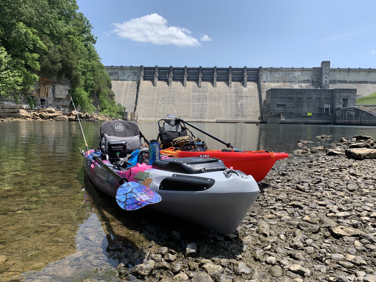 cjbennett10's tweet image. Exploring Center Hill Dam today in the #jacksonkayakfishing #coosaHD and the #jacksonBite #BendingBranches #raymarine #nrsfishing