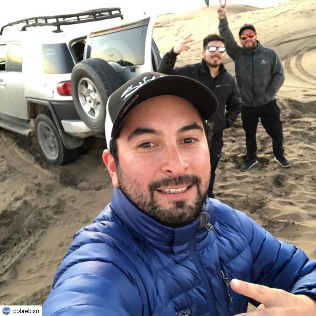 DeConCon's tweet photo. Felicidades, nuestra predicción se cumple, inexorablemente!
Otro fin de semana y otro idiota aparece a dañar las Dunas de Concón...
Autoridades ausentes... @Monumentos_cl @SeremiMMAValpo https://t.co/3xlcqvbbtH