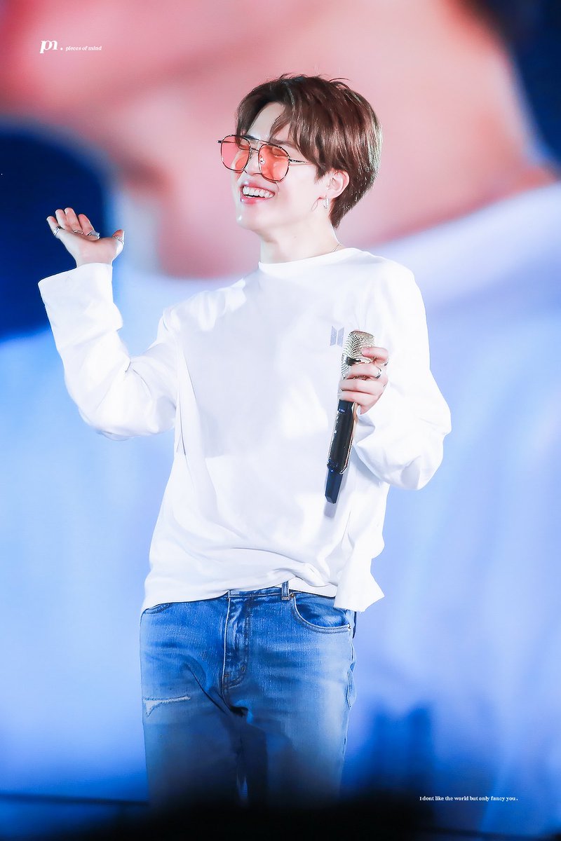 piecesofmind_jm's tweet photo. #JIMIN #지민 #WeLoveYouJimin @BTS_twt 190602 기쁠때나 슬플때나 언제나 항상 지민이 옆에서 있을게☺️ https://t.co/h1gJiuaF3b