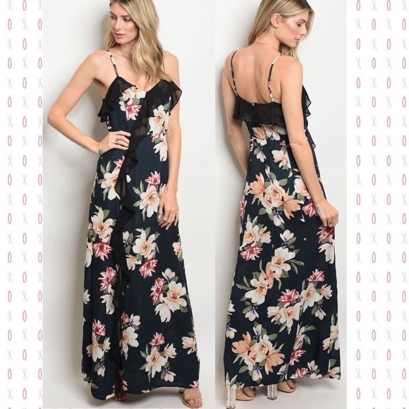 teesfashfinds's tweet photo. So good I had to share! Check out all the items I'm loving on @Poshmarkapp from @flippintickled @yogiegirlusa #poshmark #fashion #style #shopmycloset #melissa #bcbgmaxazria: https://t.co/6WZmobKdMl https://t.co/jRmBXzoj1M