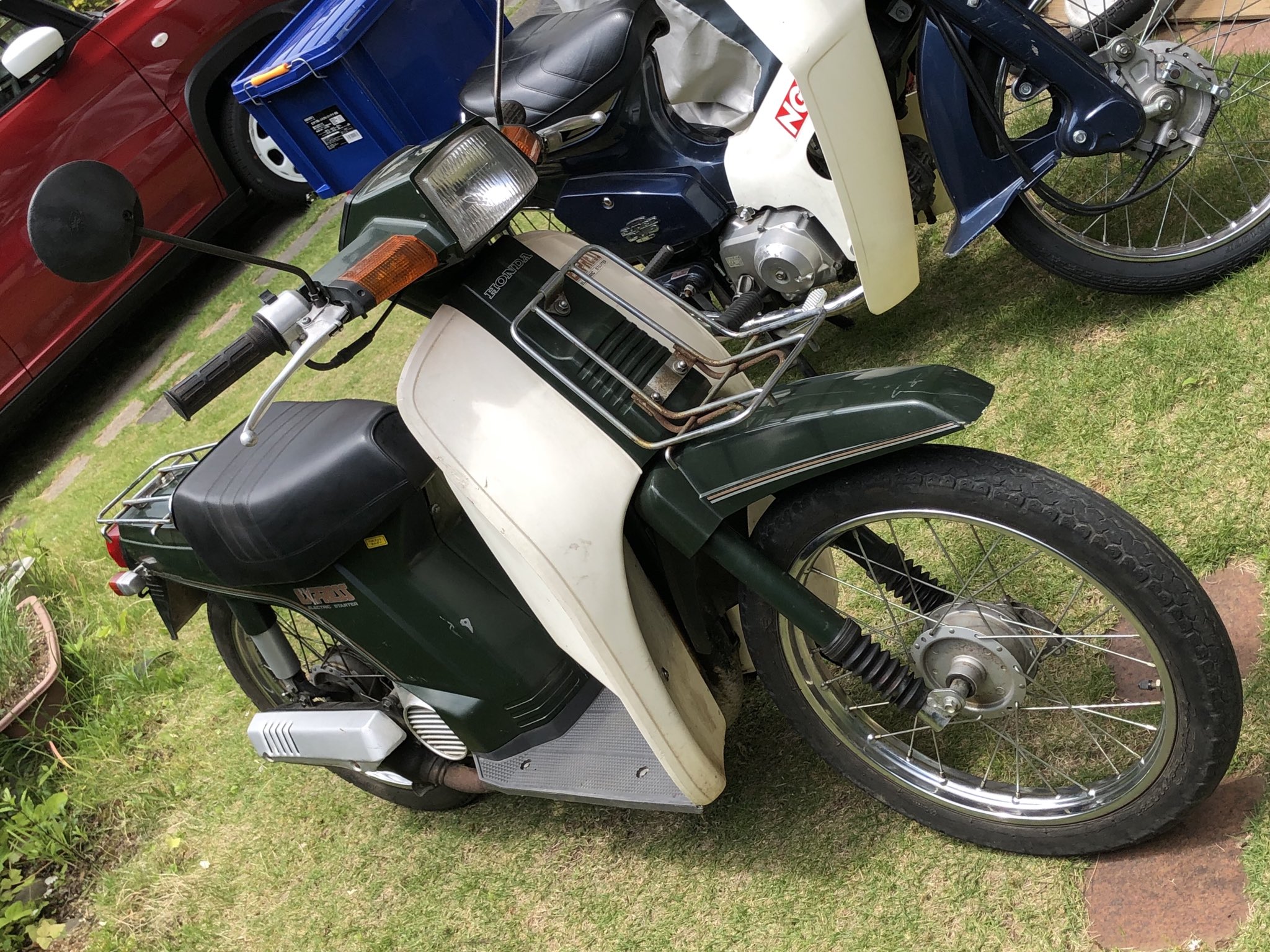 さいりん Twitterissa ホンダエクスプレス 引き取ってきました セル付き12vとかいう謎に豪華仕様 ネタ性最高でしょ笑笑