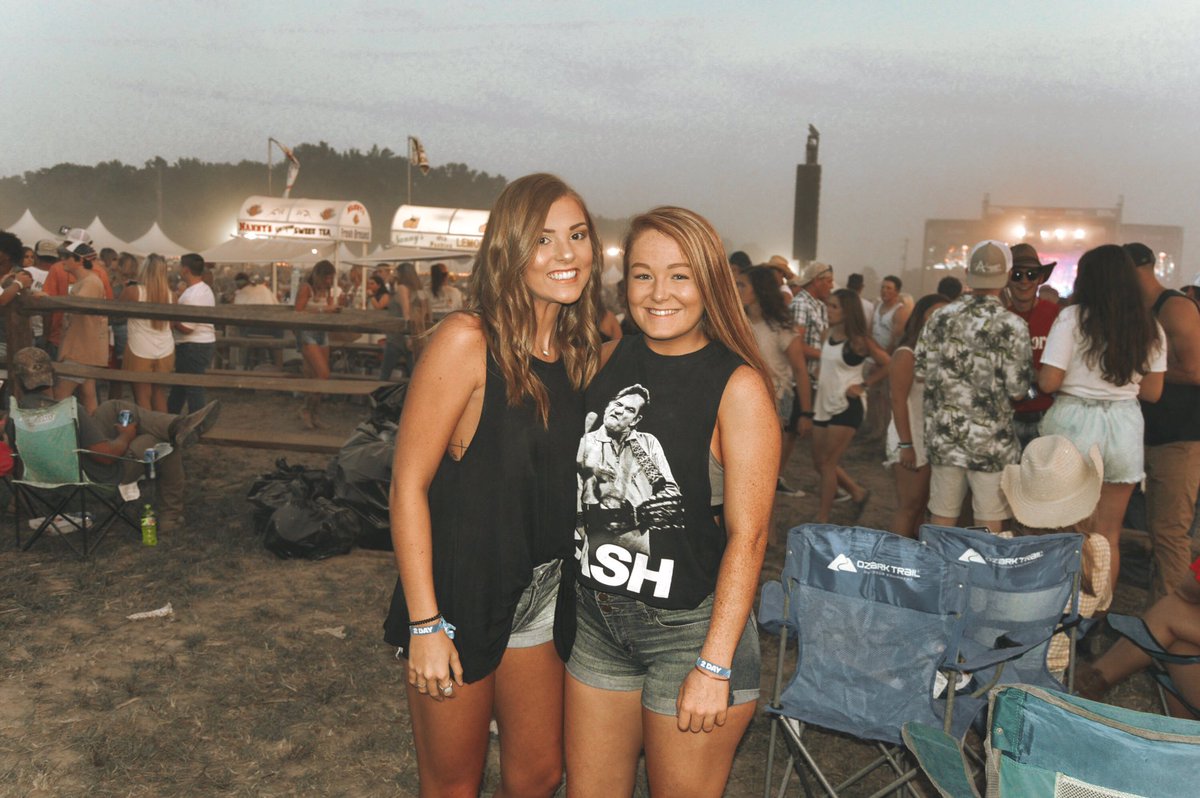 henleyhiggins_'s tweet photo. @rockthesouth counting down the days!!🤠 https://t.co/8EzNT8N1rl