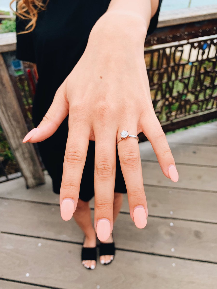 kell_bielanski's tweet image. God is SO good!! I love you @dylan_bielanski ❤️💍