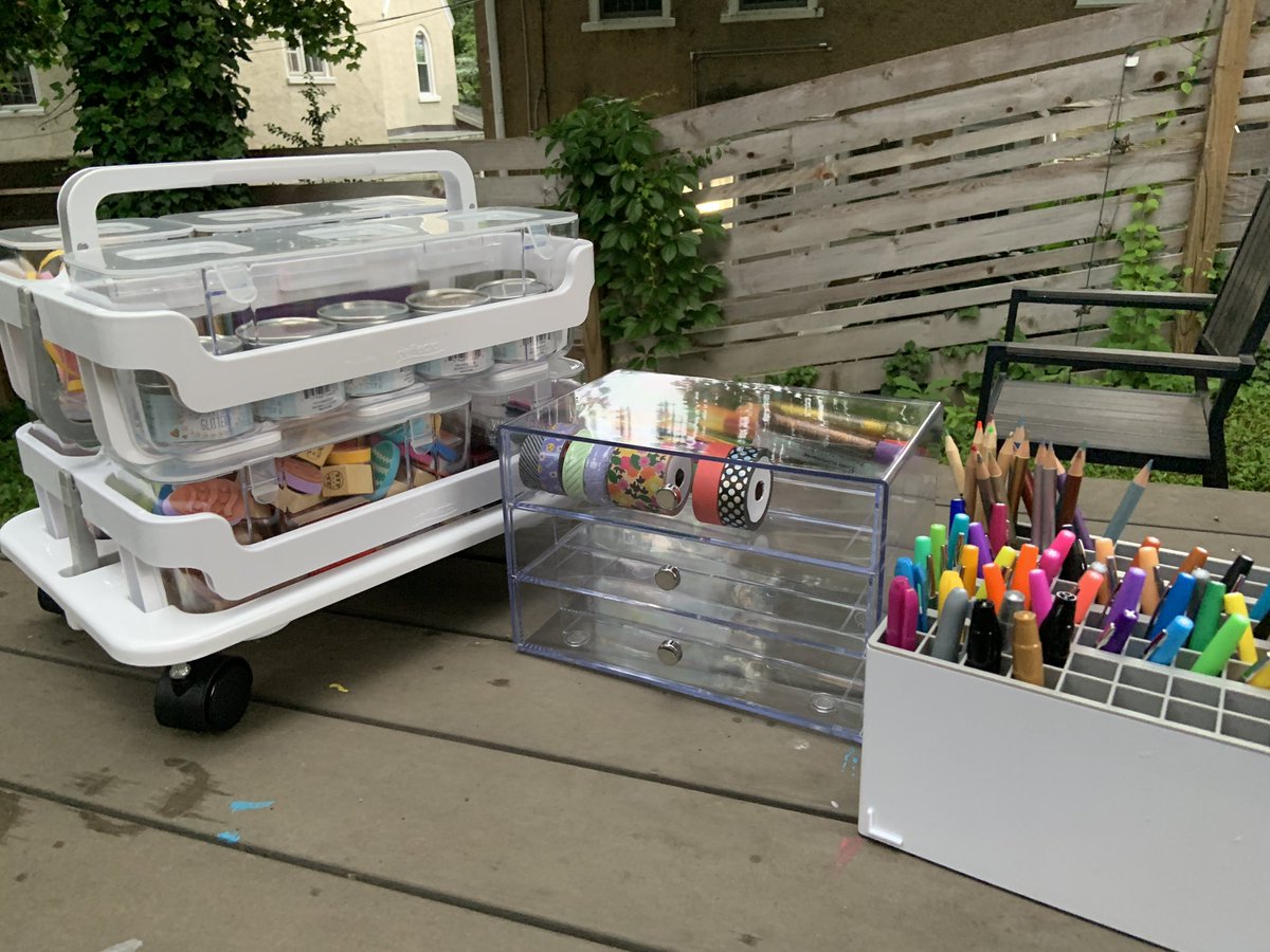 Tcase317's tweet image. Loved trying out these amazing craft storage containers! 🎨 #SchoolsOutCraftsIn #Deflecto #tryazon @DeflectoLLC @Tryazon