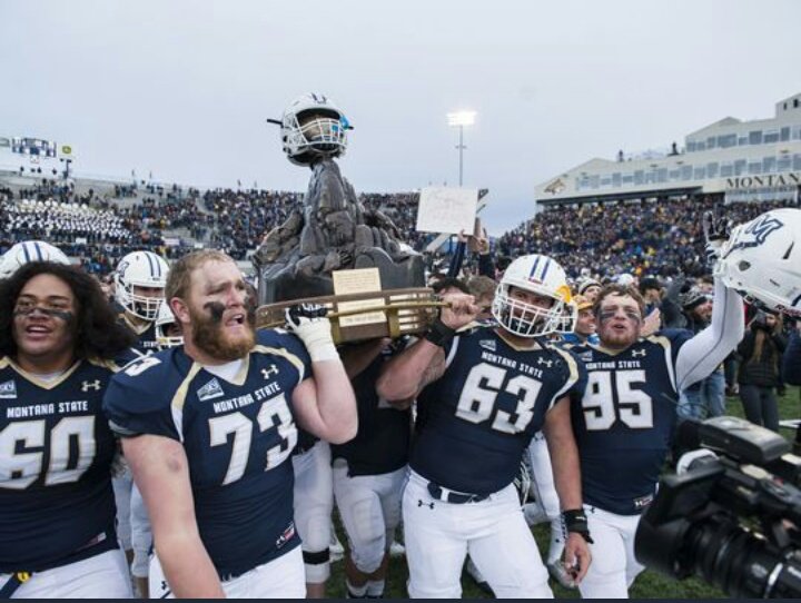 t_erickson24's tweet photo. After a talk with @Coach_Hout im blessed to say i've recieved an offer to play for Montana State University! #GoCatsGo https://t.co/oYkjGAFc3y