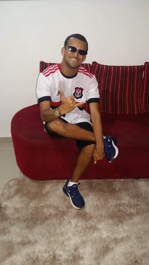 WandrelJr's tweet photo. Adoro curti a vida #Flamengo✌ https://t.co/aSrwp2iDKB