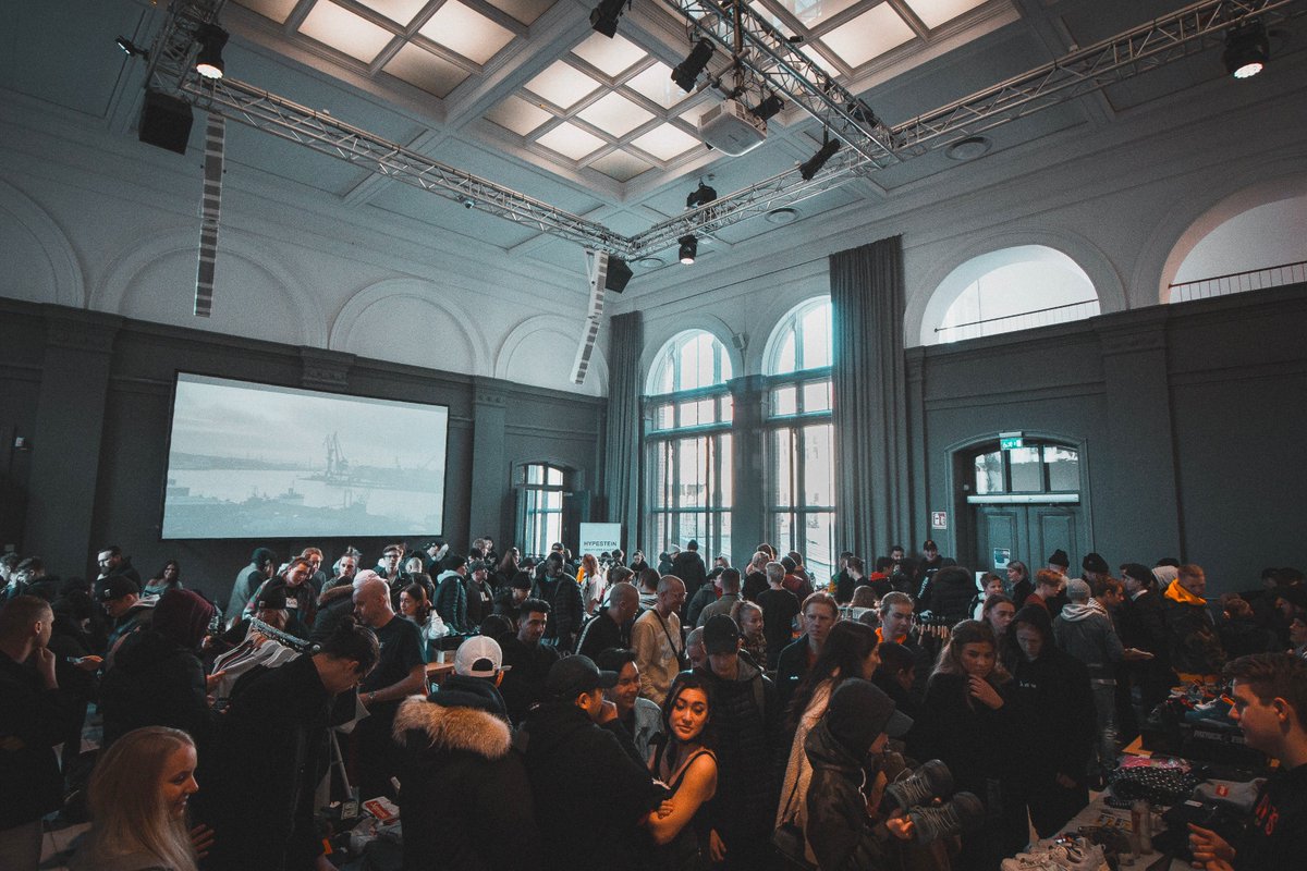 TBooklab's tweet image. Are you ready for the strongest event that it is coming? A discussion, based on a widespread book with a symbolic meaning, is loading. Stay tuned for this amazing event, organized by ADandPRLab! 
#Books_to_make_you_Listen #TrivialBookLab #ADandPRLab 👉🔜📢