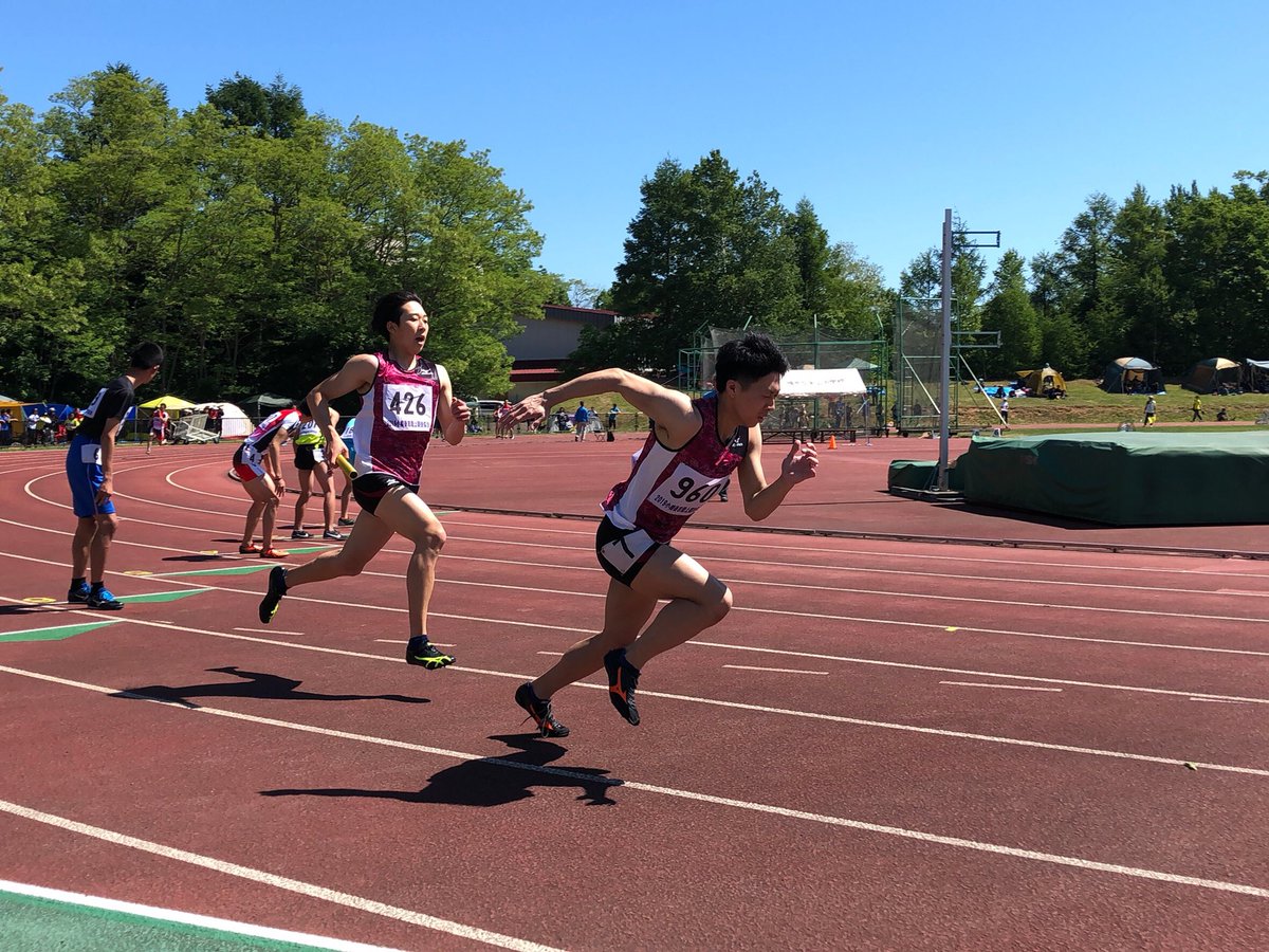 道体アスリート 陸上競技社会人クラブチーム 道体アスリート 選手10名で小樽後志陸上競技選手権大会に出場しました 4 100mリレーは全員がこの日の朝初対面 笑 ですが 社会人アスリートには経験があります バトン練習しなくても繋がり 2位入賞しま