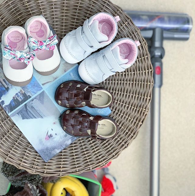 Ruckus the Eskie (@ruckustheeskie) on Twitter photo Such is mom life! Running around chasing the dog and baby. At least she will be styling in these kicks. 👟 <a href="/striderite/">Stride Rite</a> #ad #strideritestyle bit.ly/2W8PxmU Such is mom life! Running around chasing the dog and baby. At least she will be styling in these kicks. 👟 <a href="/striderite/">Stride Rite</a> #ad #strideritestyle bit.ly/2W8PxmU