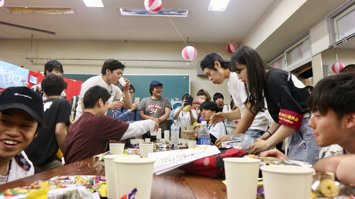 closedschool's tweet photo. 【活動報告】
6月1日にミニイベント
"Chottohayai Summer Festival"
を開催いたしました🏮

小学校の教室４部屋というキャパシティにも関わらず、100名を超える人数で大賑わいでした😊✨

廃校文化祭実行委員会は、今後もイベントを開催します。今回参加できなかった方も、次回はぜひお越しください！ https://t.co/lORbXcuEPX