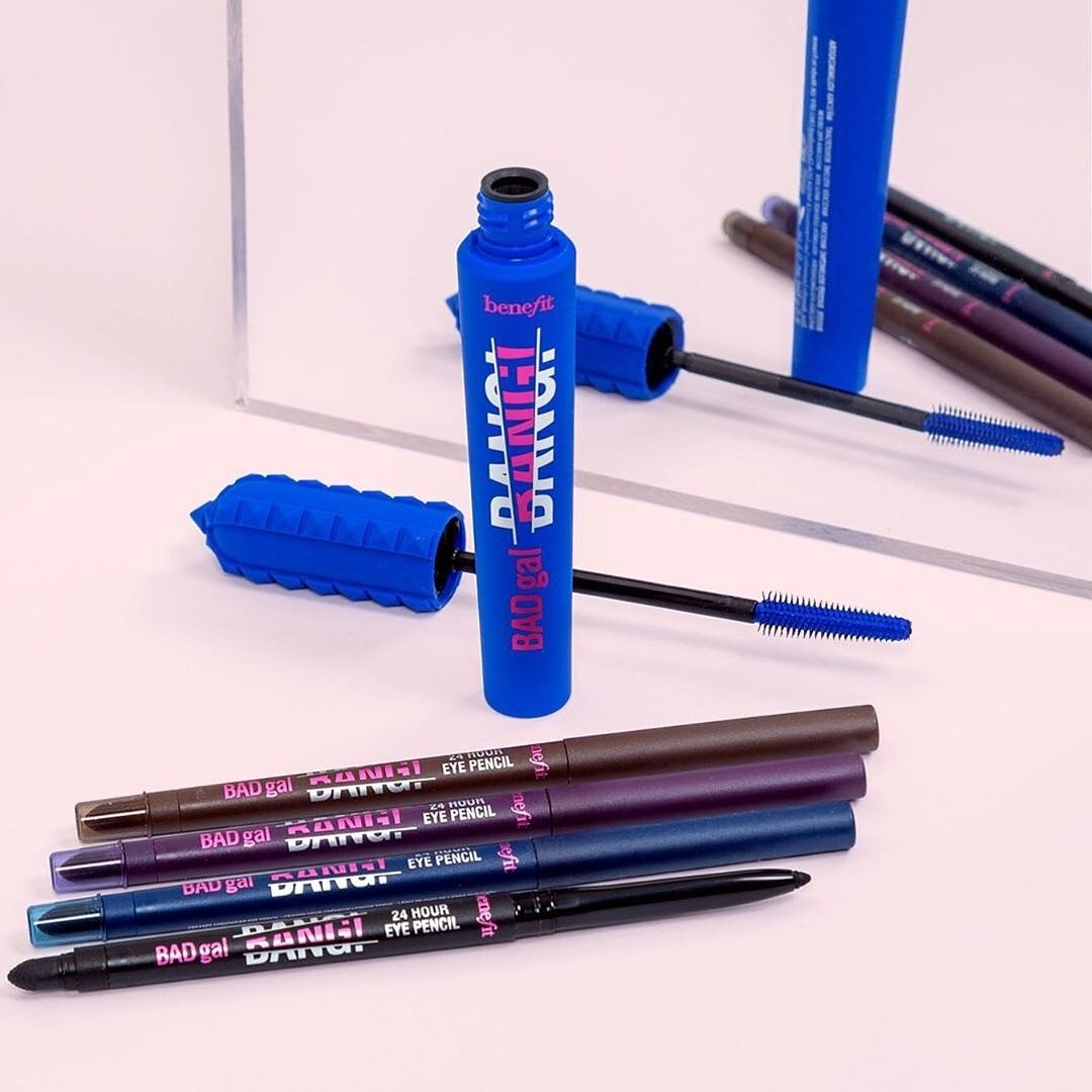 donatda's tweet image. NEW PRODUCTS ALERT! 🎉 Un blue #BADgalBANG mascara ($25)
✨ 24 hour eyeliner pencils available in 4 shades @BenefitBeauty #paradiseRT #globalblogRT  #thebloggershub #femalblogger  #FemaleBloggerRT
#bloggerstribe 
#bloggerssparkle #BloggerBabesRT #ontheblog #BloggingGals
