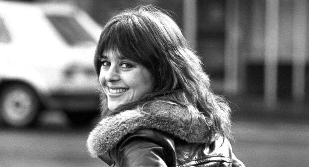 Suzi Quatro - 48 Crash 

 via Happy Birthday Suzi   