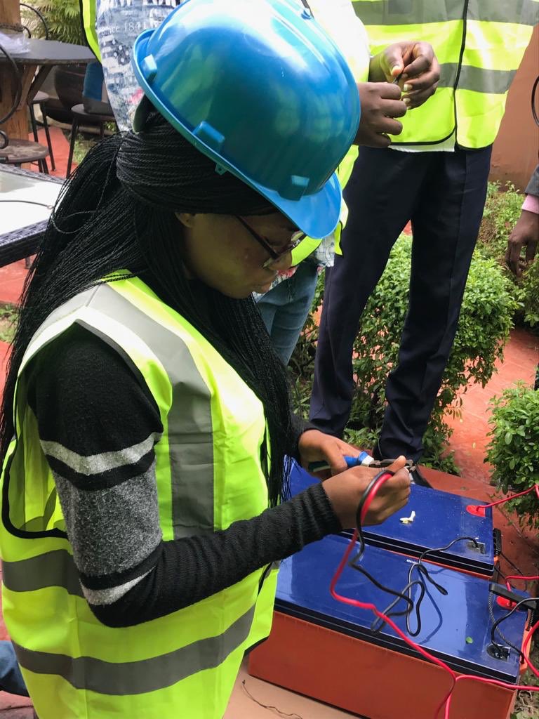 reesafrica's tweet photo. In a bid to deliver on our promises better, our coordinator @yetunde_fadeyi just concluded a Solar PV engineering and entrepreneurship course at the @renewableenergyinst.
#renewableenergy #solarpv #solarexpert #environmentalsustainability #entrepreneur #offgrid #reesmillennial https://t.co/pzhlEhe5rm