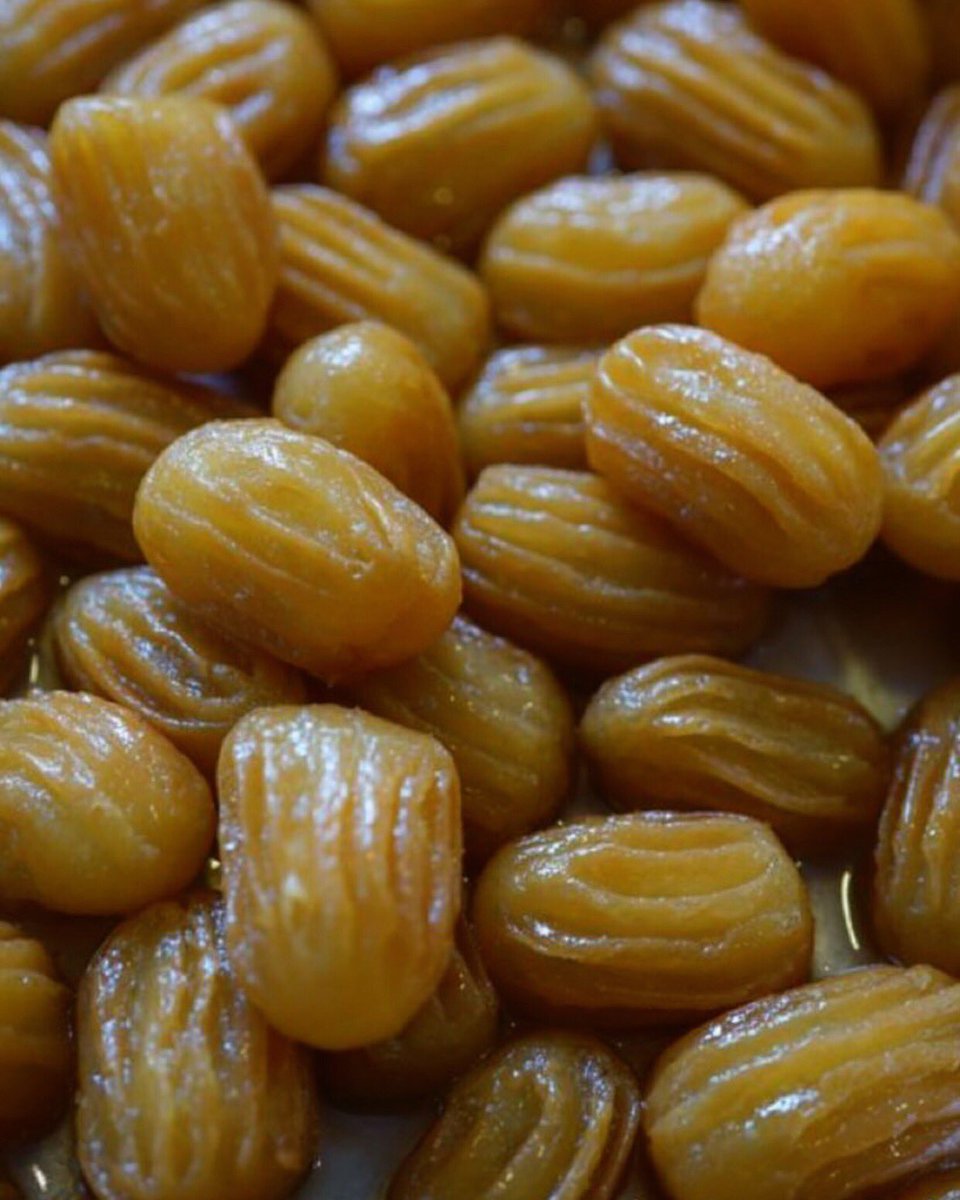 Ramazan ayını müthiş tulumba tatlımızla sonlandırıp bayram tatilini taptatlı karşılamak isteyenlere... #cvizankara #cvizcafe #cafe #ankara #yemek #food #tatlı #kurabiye #cookies #pasta #cake #cakes #baklava #tulumba