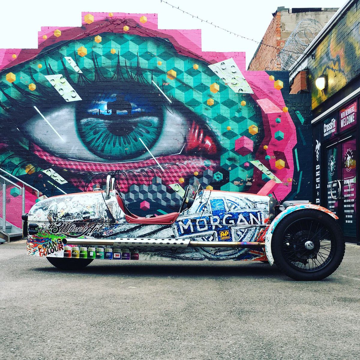 Popbangcolour's tweet photo. Had so much fun in the @morganmotor #3WheelArt this weekend on track @CovMotoFest & on display with #dubclub for the #OpenGarage event @FargoVillage too
Big thanks to Pete Austin &
24 Seven Photography for capturing some photos
If anyone has others from the weekend, do tweet! https://t.co/zmMmruJDwP