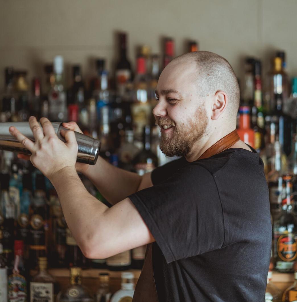 Shoutout to <a href="/VanguardBar/">The Vanguard Bar</a> for being named best cocktail bar in Birmingham Prestige Awards 2019 🍹