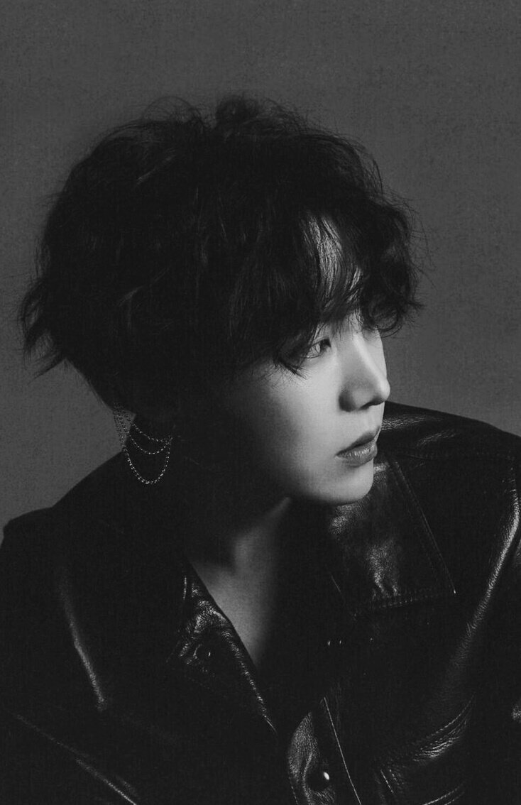 gwangjunghs's tweet photo. ࿐ ࿔*:･ﾟ    

           You're the pulse
           that gives my heart
           the power to feel
                                                ࿐ ࿔*:･ﾟ

#ARMYSelcaDay #ARSD @BTS_twt https://t.co/m2QufrPGfi