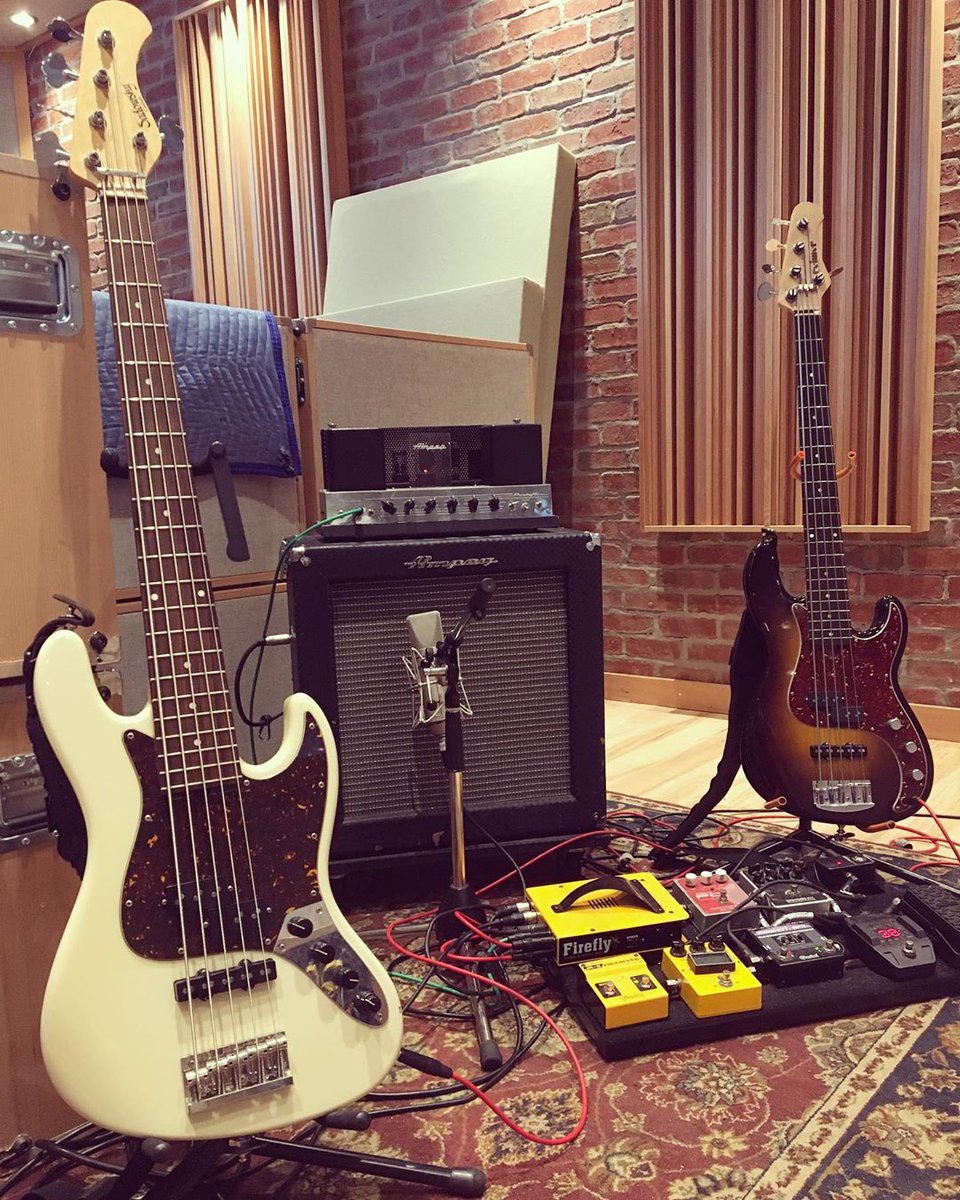 Radial_Eng's tweet photo. Radial Firefly with JR-2 Dual Remote
Radial BigShot EFX
๐ท = @mrmattgenereux recording at @monarchstudios
@radialeng #radialeng #bass #regram #repost #basspedalboard #bass #bassist #bassplayer #pedalboard #knowyourtone #tone #basseffects #bassforlife #basspedals #effects https://t.co/H6POu8qG85