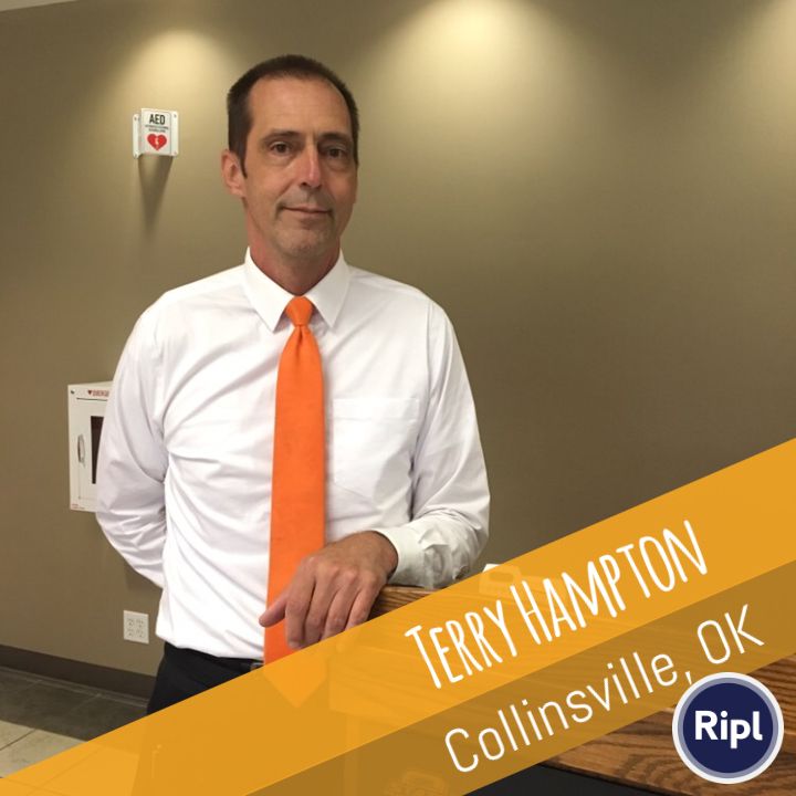 OSUITCulinary's tweet photo. “Student Spotlight” Today we want to introduce you to Terry Hampton from Collinsville, OK. His favorite thing to make is anything Italian and he hopes to work in fine dining and open his own restaurant after he graduates! #cowboychef #hometown #goals @OSUIT https://t.co/TYsmwUs0U2