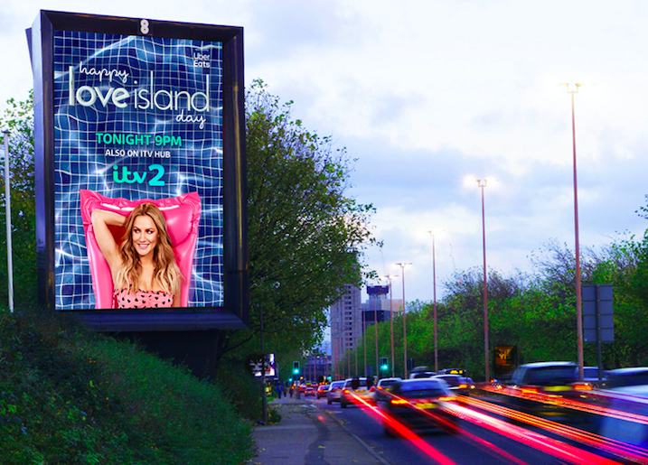 8OutdoorMedia's tweet photo. Day dot is HERE!!! Who's excited for the return of Love Island, tonight at 9pm? @ITV @LoveIsland @Goodstuffers @TalonOOH @carolineflack1 #loveisland #LoveIslandDay https://t.co/5EOYdCySQ5