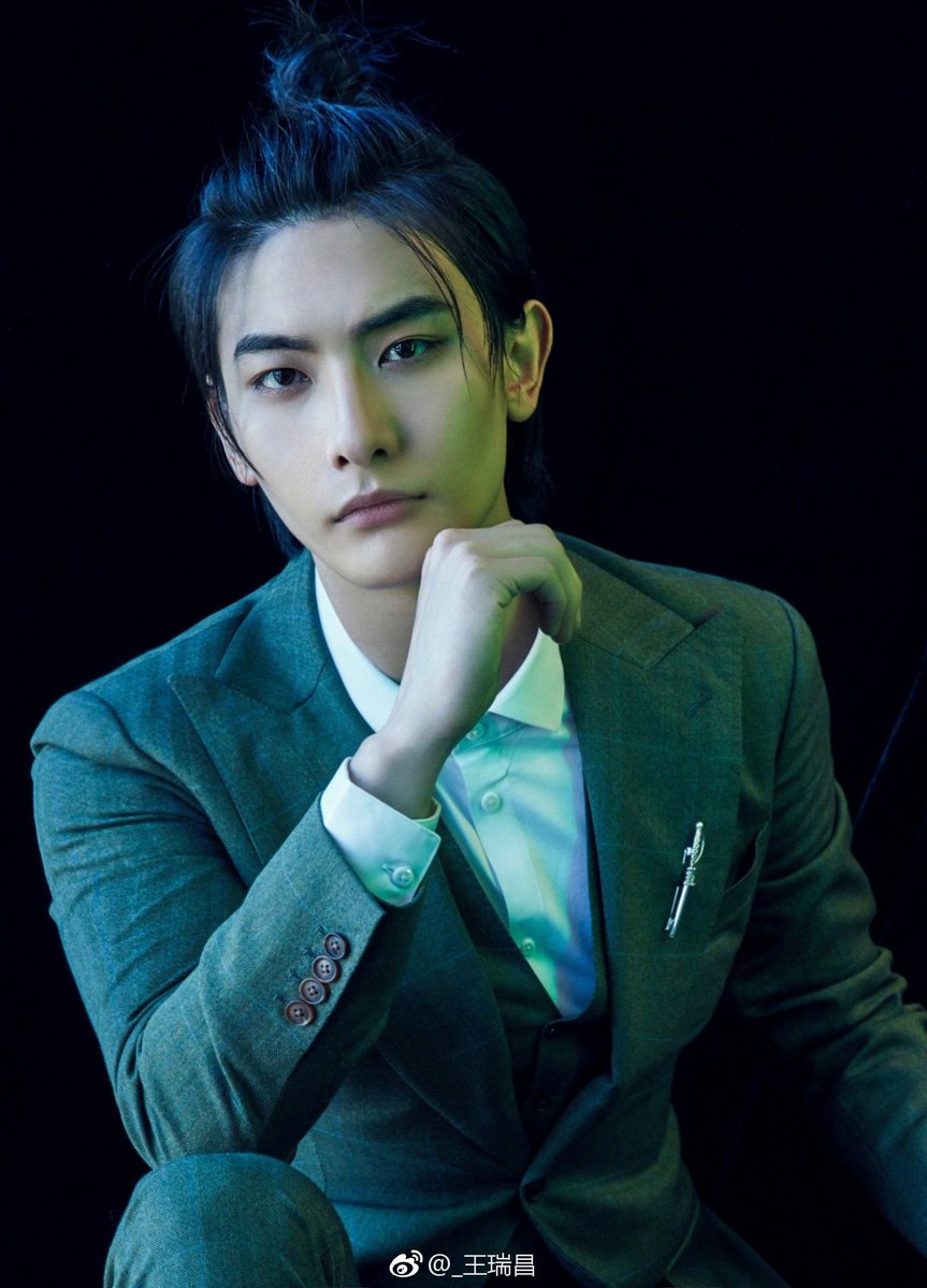 Wang rui chang. ван жуй чан. ван жуй чан дорамы. ван ричардс актер дорамы. ван жуйчан.