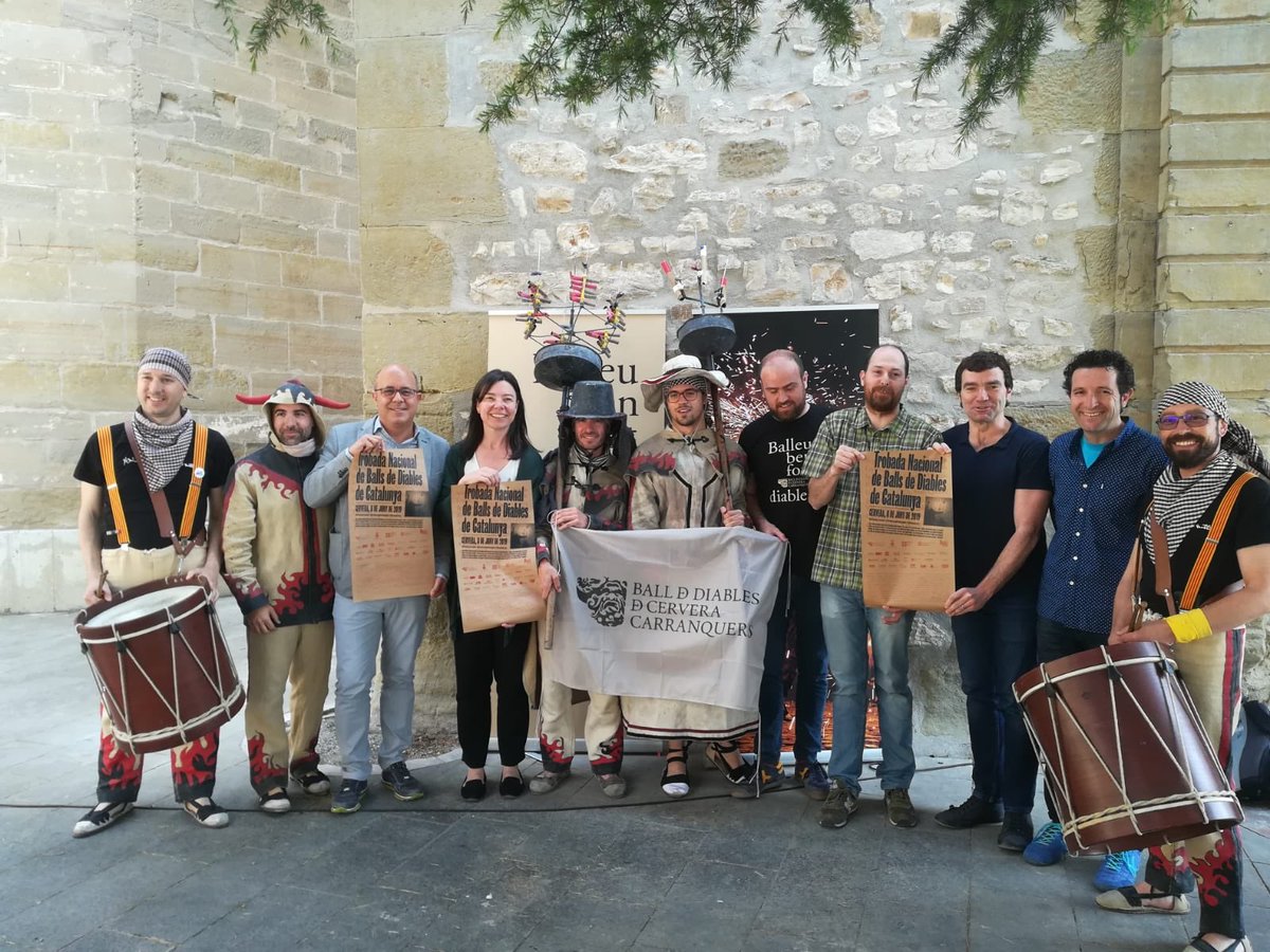 angelsblasco's tweet photo. Dissabte 8 de juny us esperem a la Trobada Nacional de balls de diables de Catalunya  a #Cervera . 20 colles de diables i 4 colles infantils il.luminaran la nit i la ciutat @cultpopular_cat @paeriacervera https://t.co/2D0T2U8K2W