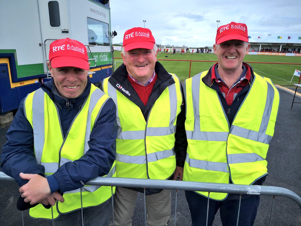 Féach an stíl! <a href="/comortas19/">Comortas Peile na Gaeltachta 2019</a> <a href="/AnGhaeltacht/">Cumann Caide na Gaeltachta</a>