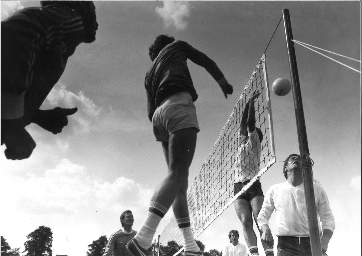 The deadline for entries to this year's #Sandwell #Volleyball Tournament 2019 is approaching fast! You've got until 21st June to get your registration submitted. Email vicwestw@blueyonder.co.uk for a form + details. Hope you can join us for our 40th anniversary! @VballEngland