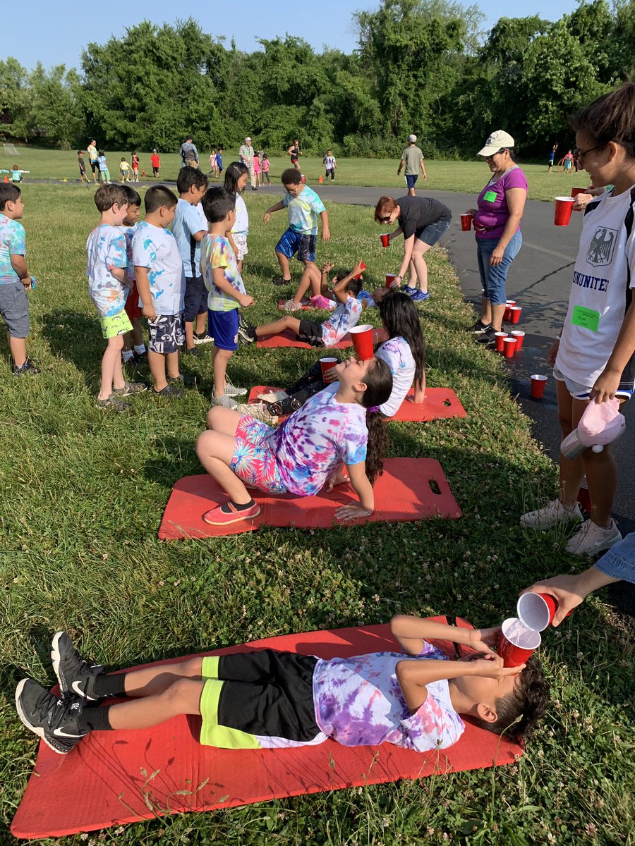 MrsBarry_RRD's tweet photo. #RRDFieldDay2019 @RRD_LCPS https://t.co/mOjEnpEeKx