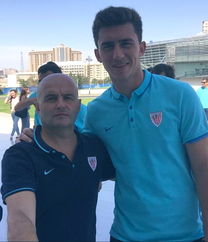 Laporte's tweet photo. Muchos años contigo Jabotxa, gracias por todo amigo!! 😘 https://t.co/lJPQmG1ScY