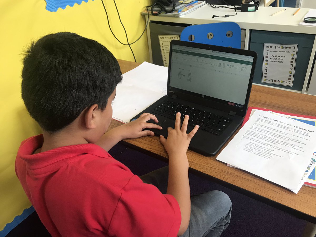 DanygraigP's tweet photo. Year 4 and 6 children have been enjoying their independent learning time in the challenge zone and digi-den this afernoon! #IndependentLearning #DYGPSciTech #DYGPDC https://t.co/2iaYwMDxRQ