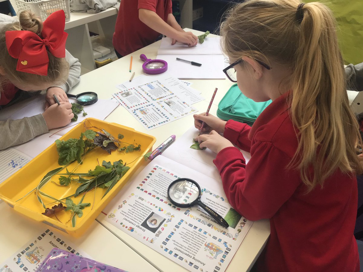 DanygraigP's tweet photo. Year 4 and 6 children have been enjoying their independent learning time in the challenge zone and digi-den this afernoon! #IndependentLearning #DYGPSciTech #DYGPDC https://t.co/2iaYwMDxRQ