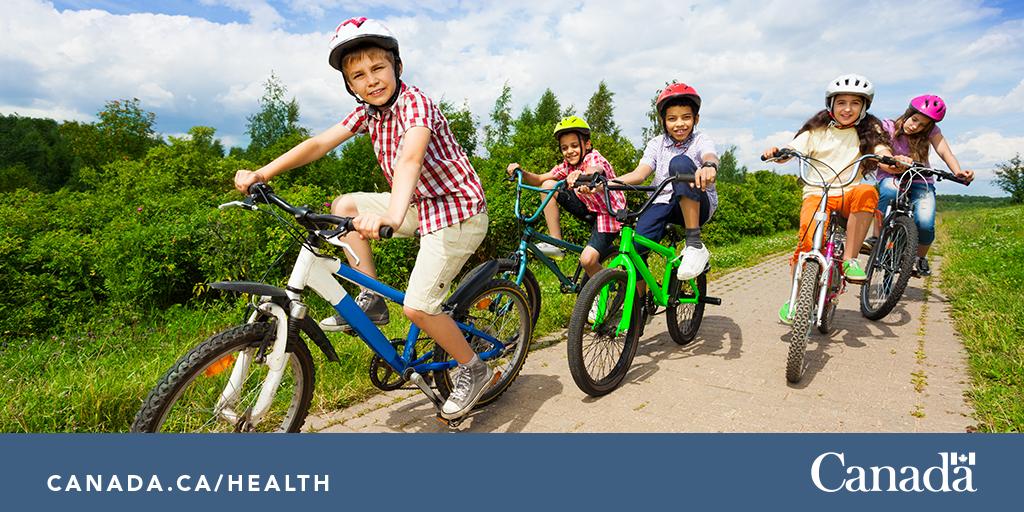 GovCanHealth's tweet image. Sports and recreational activities have many social and health benefits for #children and #youth, but it’s important to play smart and safe to minimize the risk of injury, including brain injuries. During #SafeKidsWeek, learn more about safe play: ow.ly/JwJO50utFNT