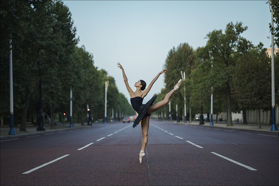 Skifte tøj Metal linje kaldenavn Ballerina Project on Twitter: "Yasmine Naghdi on the Mall. #YasmineNaghdi  @YasmineNaghdi #TheMall #London #ballerina #ballet #dance #pointe #BallerinaProject  The Ballerina Project book is now available for pre-order:  https://t.co/2fNKpYBH3R ...