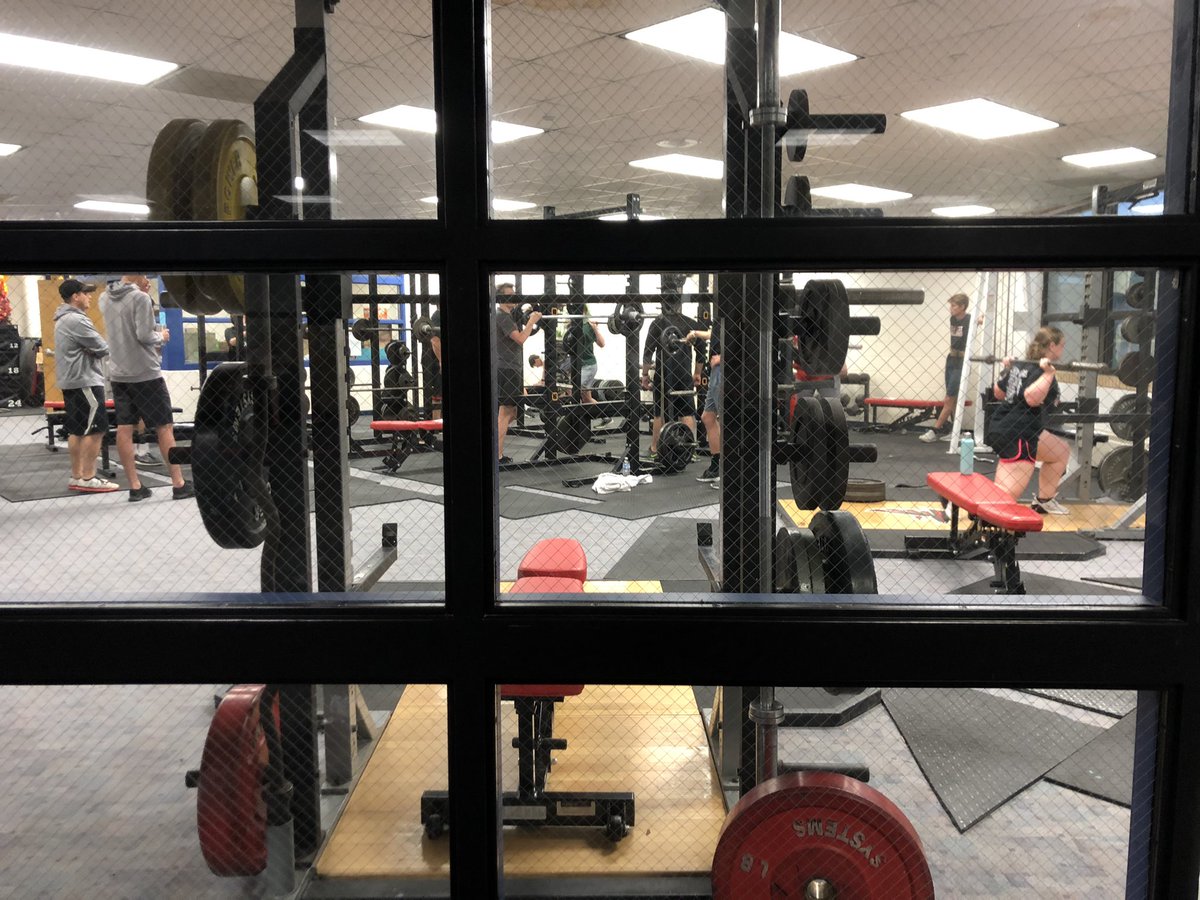 Here's what we like to see! Day 1, summer workouts~ that's how you do it! 💪🏻 #dcwestpride #dcweststong <a href="/DCWestFalcons/">DCWest Falcons</a> <a href="/DcWeights/">DC West Weights</a>