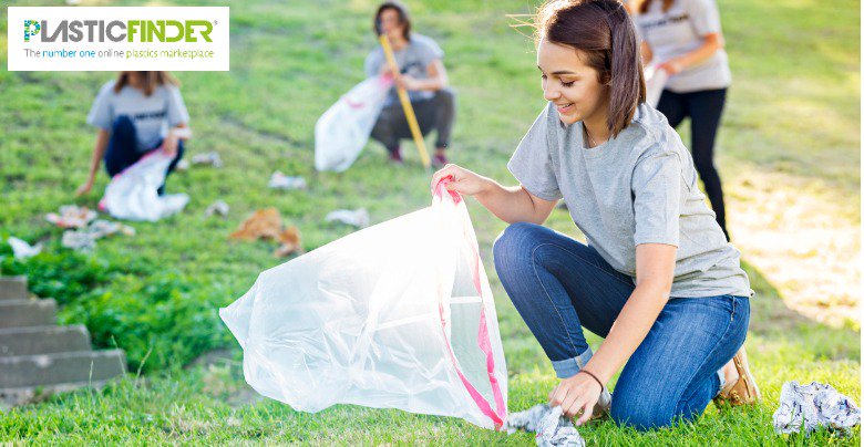 Local clean. Волонтеры убирают пластик. Pick up Litter. Волонтеры убирают мусор. Волонтёры убирают мусор презентация.