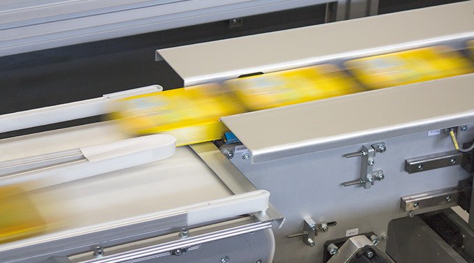 FlexLink's tweet photo. How to increase productivity & lower costs? https://t.co/kzdKtN9QPC #automation #manufacturing #interpack17 https://t.co/ZYS3TwDnx8