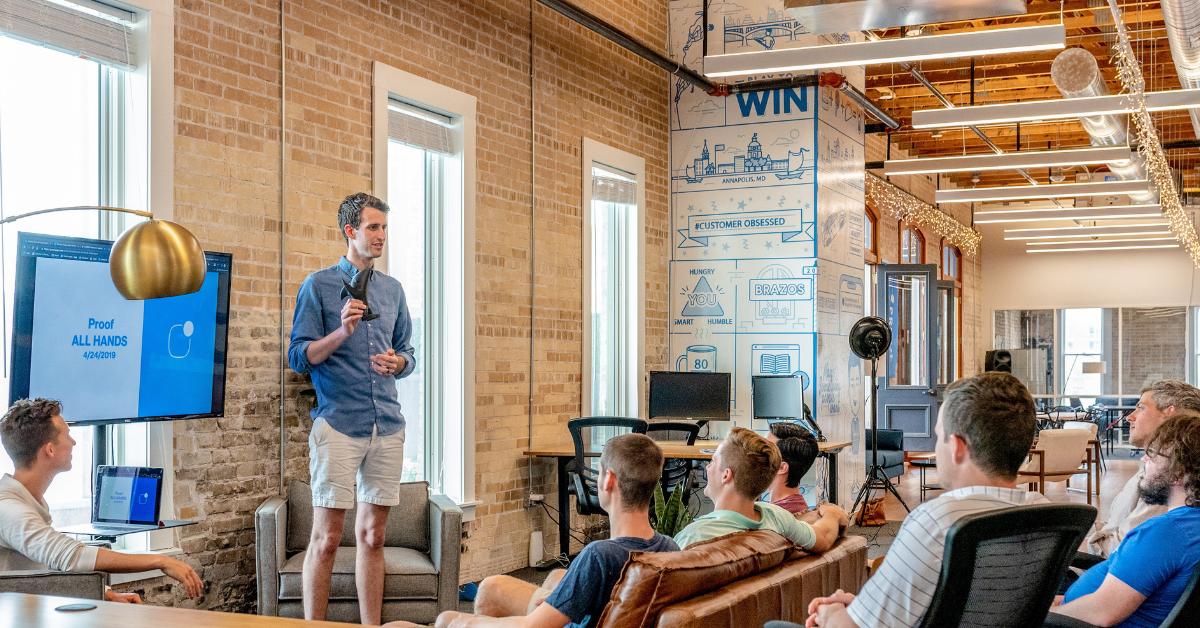 Hubiloconnect's tweet photo. Updated: Expert insights on how #EventGamification affects event attendance &amp; attendee experience! @NickBorelli Thanks for your contribution @corbinball @Penthouselord @miguelseven @SMEChristy @lizkingevents 
Check it out here - https://t.co/WrvglM1FhD
#eventprofs #eventIndustry https://t.co/7WjAYgutLw