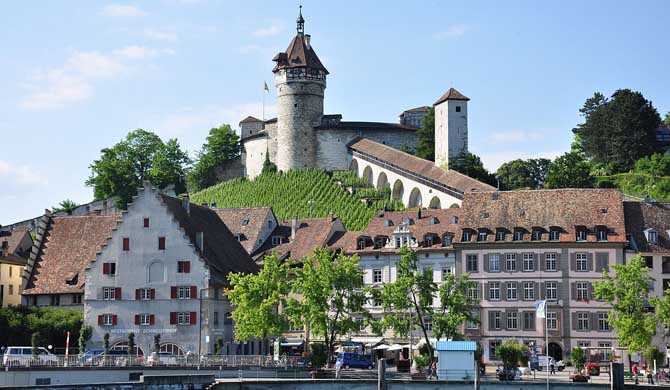 Festung Munot in #Schaffhausen 🇨🇭

hostelman.ch/attraktionen/s…

Mehr #Attraktionen &amp; #Museen auf hostelman.ch

#Schweiz #KantonSchaffhausen #Jugendherberge #Jugendherbergen #Hostel #Hostels #Hotel #Hotels #Reise #Reisen #Unterkunft #Attraktion #Museum #Schloss #Schloesser
