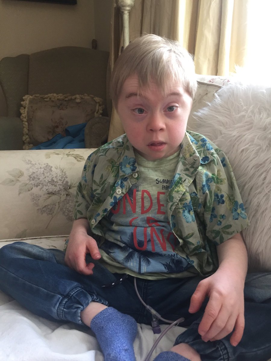 Jack wore his flowery shirt for @bloominthepark lovely day out. Super to have @MobilooIRL there for the 2nd year running! Imagine something so basic has been missing &amp; is missing at most events for children/adults w/disabilities #incLOOsion it’s a bathroom w/loo,hoist &amp; bench.