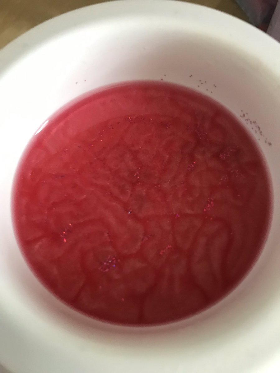 ScentsScentual's tweet photo. We’re not saying our wax melts are the prettiest out there but you can’t argue with this... 🙈

 https://t.co/wEjk4to5UN

#waxmelts #wnukrt https://t.co/dmusLACtU4