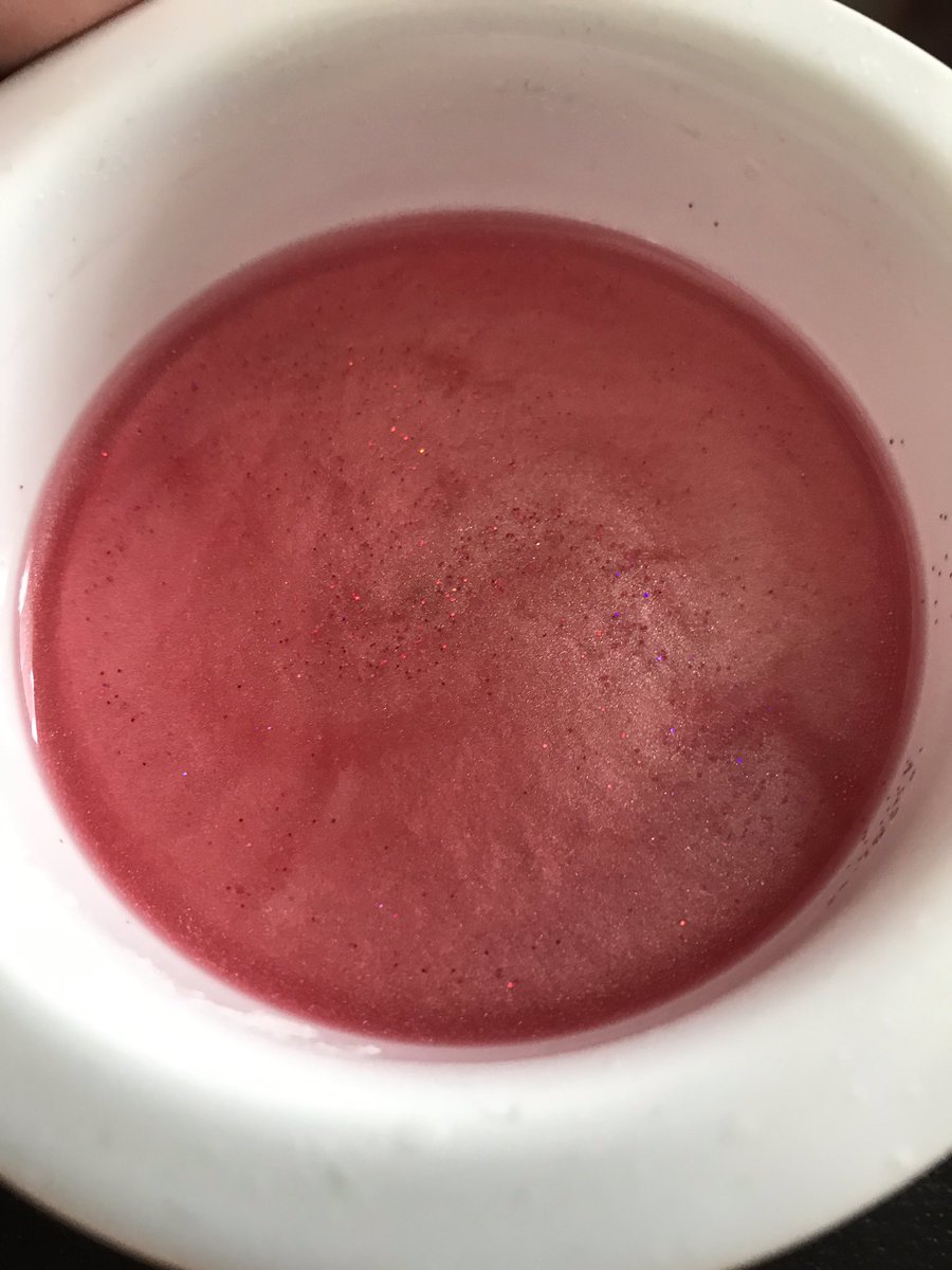 ScentsScentual's tweet photo. We’re not saying our wax melts are the prettiest out there but you can’t argue with this... 🙈

 https://t.co/wEjk4to5UN

#waxmelts #wnukrt https://t.co/dmusLACtU4